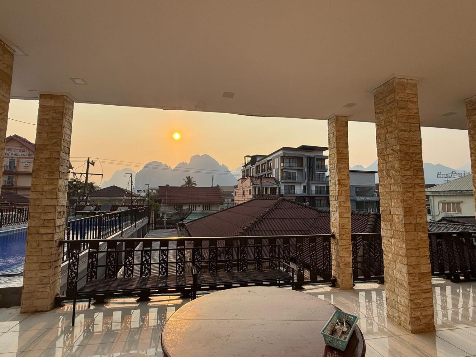 A P S Moutain View Hotel Vang Vieng Exteriér fotografie